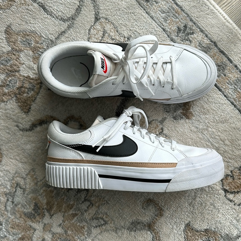 Nike Court Legacy Lift